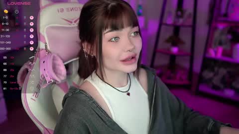 Snapshot of babyroxynill chatting on February 26, 2025, 10:42 pm Nika online show from February 26, 2025, 10:42 pm