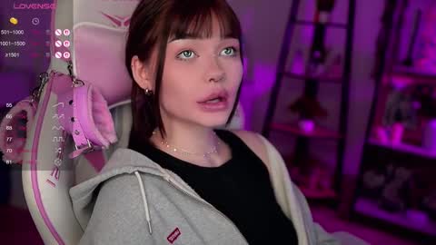 Snapshot of babyroxynill chatting on February 28, 2025, 2:09 am Nika online show from February 28, 2025, 2:09 am