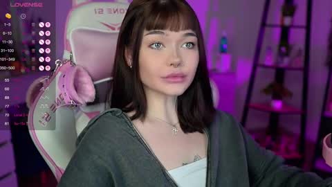 Snapshot of babyroxynill chatting on March 1, 2025, 10:53 pm Nika online show from March 1, 2025, 10:53 pm