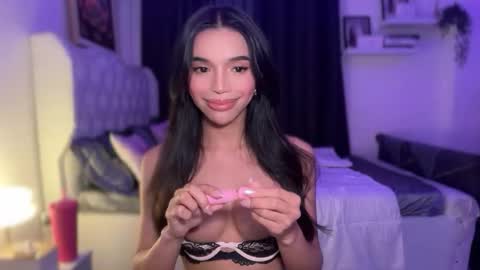 Snapshot of babysabrinaxx chatting on November 19, 2025, 4:01 am babysabrinaxx online show from November 19, 2025, 4:01 am