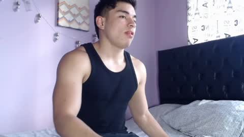 Snapshot of babytwunkz chatting on November 22, 2025, 9:25 pm Hey Im Zayn good to see u here online show from November 22, 2025, 9:25 pm