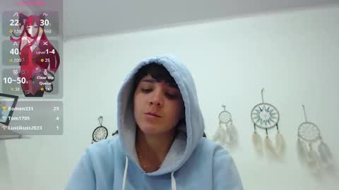 Anna online show from October 14, 2025, 6:52 pm