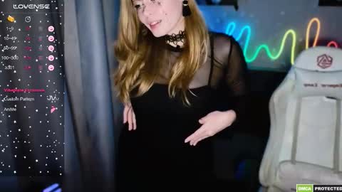 Lin online show from October 18, 2025, 4:30 pm