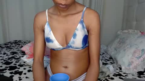 baddie_caramell online show from November 22, 2025, 10:58 am