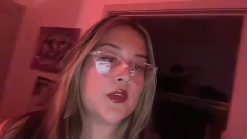 Snapshot of baddiemaddiee69 chatting on November 30, 2025, 2:37 am baddiemaddiee69 online show from November 30, 2025, 2:37 am