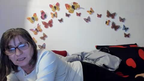 Gina online show from December 19, 2024, 6:34 pm