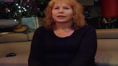Snapshot of badgirlpr chatting on December 6, 2024, 9:32 am Badgirlpr online show from December 6, 2024, 9:32 am