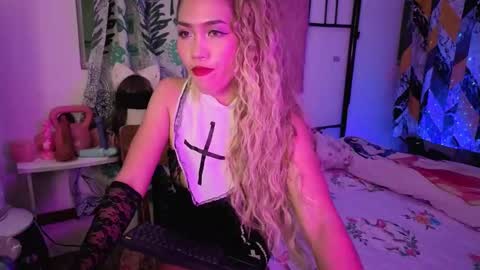 badlilbambi online show from October 3, 2025, 12:13 pm