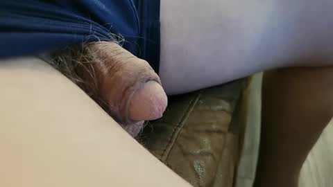 bald_bone online show from November 23, 2025, 7:52 am