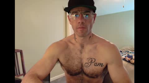 Snapshot of bam14680 chatting on January 11, 2025, 12:01 am bam14680 online show from January 11, 2025, 12:01 am