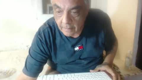 bambino6060 online show from September 9, 2025, 6:40 pm