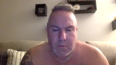 Snapshot of banana5289 chatting on December 7, 2024, 2:42 am banana5289 online show from December 7, 2024, 2:42 am