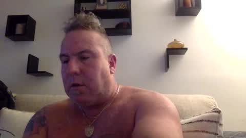 Snapshot of banana5289 chatting on January 14, 2025, 8:15 pm banana5289 online show from January 14, 2025, 8:15 pm