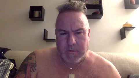 Snapshot of banana5289 chatting on February 28, 2025, 7:37 am banana5289 online show from February 28, 2025, 7:37 am