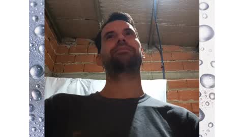 Snapshot of banana_argen_15 chatting on December 15, 2024, 1:35 am Ezequiel online show from December 15, 2024, 1:35 am