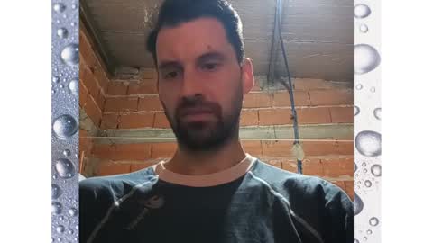 Snapshot of banana_argen_15 chatting on December 19, 2024, 2:01 am Ezequiel online show from December 19, 2024, 2:01 am