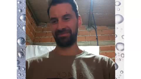 Snapshot of banana_argen_15 chatting on December 23, 2024, 1:40 am Ezequiel online show from December 23, 2024, 1:40 am