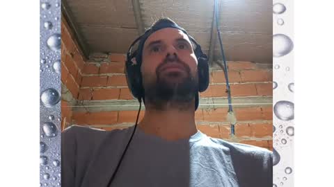 Snapshot of banana_argen_15 chatting on December 24, 2024, 1:59 am Ezequiel online show from December 24, 2024, 1:59 am