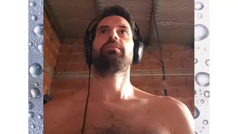 Snapshot of banana_argen_15 chatting on January 1, 2025, 9:31 pm Ezequiel online show from January 1, 2025, 9:31 pm