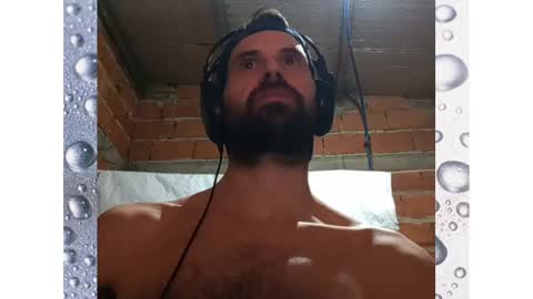 Snapshot of banana_argen_15 chatting on January 12, 2025, 1:11 am Ezequiel online show from January 12, 2025, 1:11 am