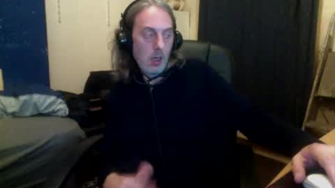 Snapshot of bangintoleather chatting on October 11, 2025, 3:06 am bangintoleather online show from October 11, 2025, 3:06 am