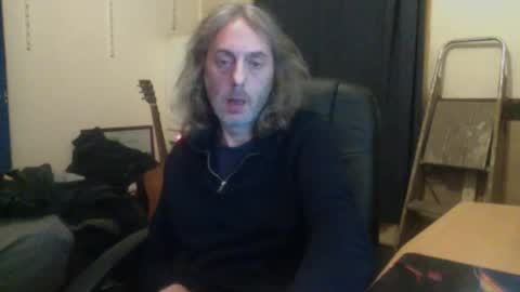 Snapshot of bangintoleather chatting on October 26, 2025, 2:28 am bangintoleather online show from October 26, 2025, 2:28 am