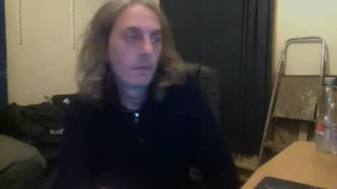 Snapshot of bangintoleather chatting on November 1, 2025, 2:46 am bangintoleather online show from November 1, 2025, 2:46 am