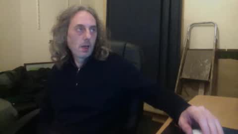 Snapshot of bangintoleather chatting on November 6, 2025, 3:07 am bangintoleather online show from November 6, 2025, 3:07 am