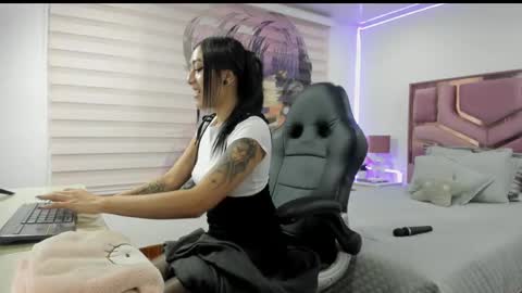Snapshot of baphy_baby chatting on February 22, 2025, 9:15 pm Gabi online show from February 22, 2025, 9:15 pm