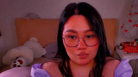 Barbie Kim online show from February 1, 2025, 10:55 pm