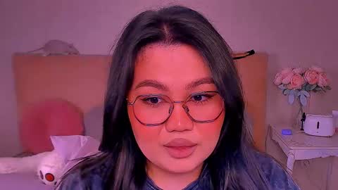 Barbie Kim online show from March 8, 2025, 11:39 pm