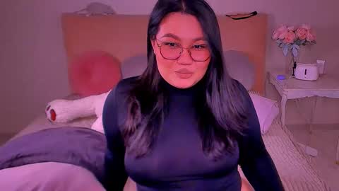 Barbie Kim online show from March 9, 2025, 2:39 am