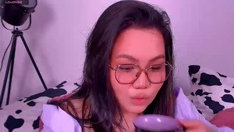 Barbie Kim online show from October 12, 2025, 6:18 pm