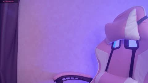 barbara_dennis online show from March 6, 2025, 8:52 am