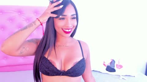 Snapshot of barbarahills_21 chatting on December 27, 2024, 9:22 pm Barbie Hills online show from December 27, 2024, 9:22 pm