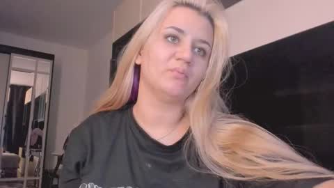 Snapshot of barbarasiren chatting on November 6, 2025, 3:29 am barbarasiren online show from November 6, 2025, 3:29 am