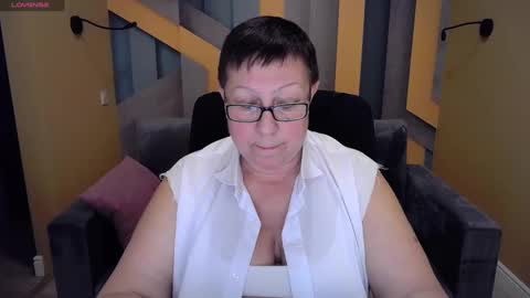 Snapshot of barbaraturners chatting on December 25, 2024, 9:43 pm barbaraturners online show from December 25, 2024, 9:43 pm