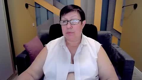 Snapshot of barbaraturners chatting on February 10, 2025, 10:09 pm barbaraturners online show from February 10, 2025, 10:09 pm