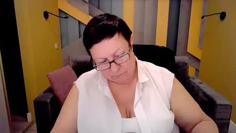 Snapshot of barbaraturners chatting on February 15, 2025, 2:26 am barbaraturners online show from February 15, 2025, 2:26 am
