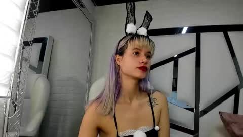 Snapshot of barbieambarx chatting on October 28, 2025, 1:58 pm Barbie online show from October 28, 2025, 1:58 pm