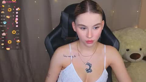 Snapshot of barbieee_doll chatting on September 9, 2025, 5:34 pm Eva online show from September 9, 2025, 5:34 pm
