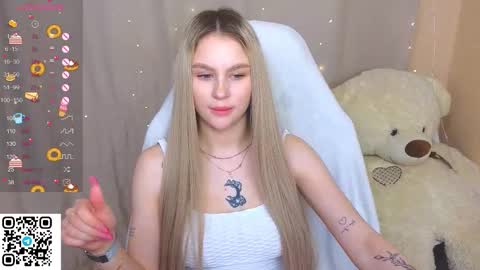 Snapshot of barbieee_doll chatting on October 19, 2025, 12:17 pm Eva online show from October 19, 2025, 12:17 pm