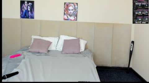 Snapshot of barbiemuscle1 chatting on December 6, 2024, 6:04 am Barbie online show from December 6, 2024, 6:04 am