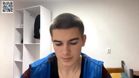 Snapshot of barepulse chatting on December 1, 2025, 7:30 pm Eric online show from December 1, 2025, 7:30 pm