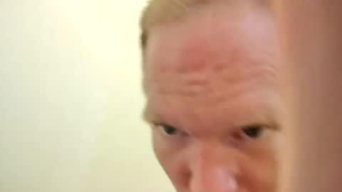 Snapshot of barniemay1 chatting on March 5, 2025, 9:15 pm barniemay1 online show from March 5, 2025, 9:15 pm