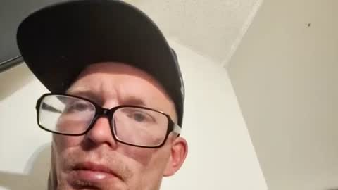 Snapshot of barniemay1 chatting on March 8, 2025, 7:38 am barniemay1 online show from March 8, 2025, 7:38 am