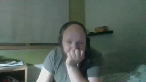 Snapshot of bart_poland chatting on September 23, 2025, 12:13 am bart_poland online show from September 23, 2025, 12:13 am