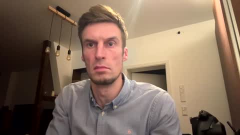 Snapshot of basst23 chatting on December 3, 2024, 11:57 pm basst23 online show from December 3, 2024, 11:57 pm