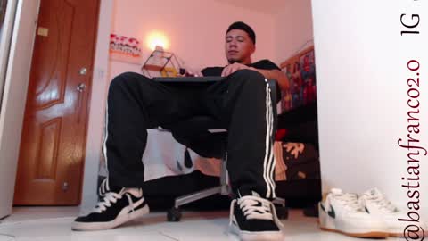 Snapshot of bastian_franco01 chatting on December 15, 2024, 5:13 am Bastian Independent Model online show from December 15, 2024, 5:13 am