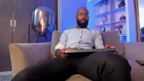 Snapshot of bastianrivas chatting on November 5, 2025, 12:16 pm Bastian. online show from November 5, 2025, 12:16 pm